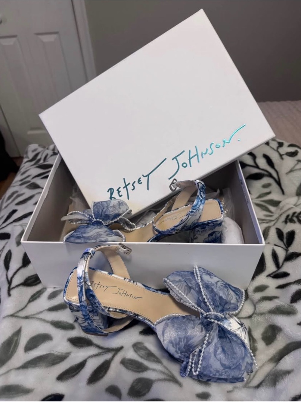 Betsey Johnson Blue Floral Bow Block Heel Sandals